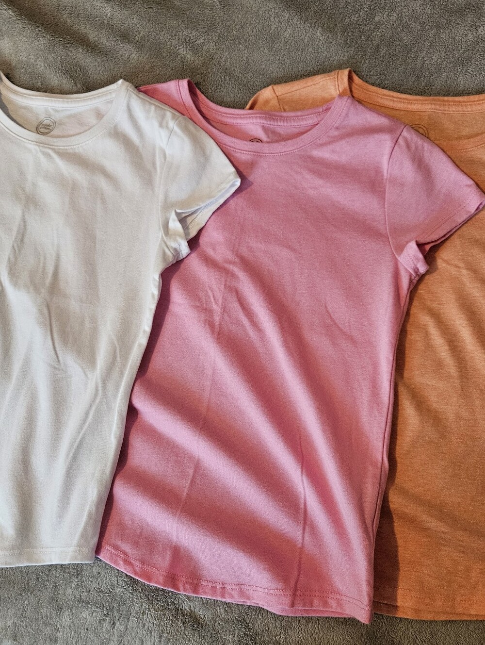 Lot Of 3 Girls Short Sleeve T-shirts White, Pink, Orange Medium